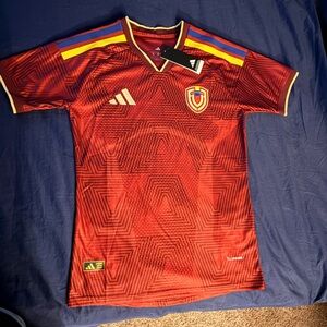 Adidas Venezuela National Team Soccer Jersey Red Men’s Size S Climacool NWT
